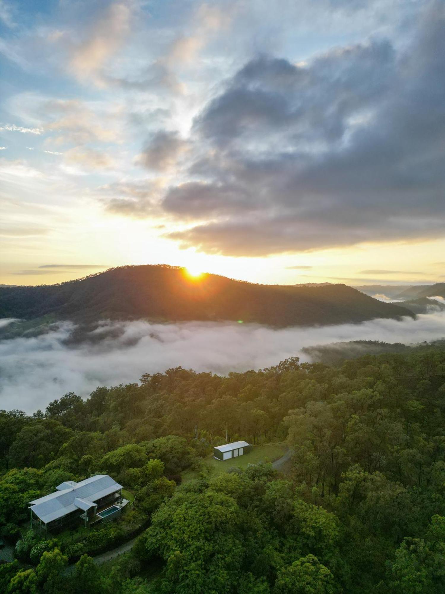 Luxurious Hinterland Retreat Heated Pool Gold Coast Hinterland Near Lamington National Park & O'reilly's Valley Vineyard