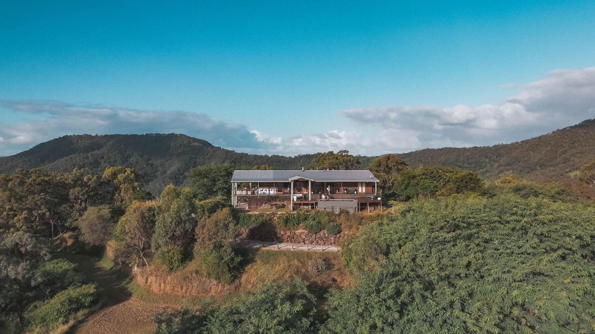 Luxurious Hinterland Retreat Heated Pool Gold Coast Hinterland Near Lamington National Park & O'reilly's Valley Vineyard